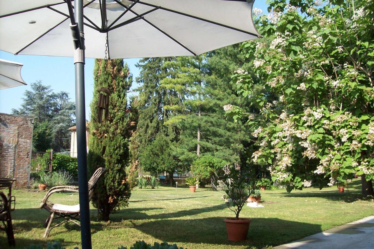 Bed & Tours Dimora Di Campagna Castelnuovo Belbo Exterior foto